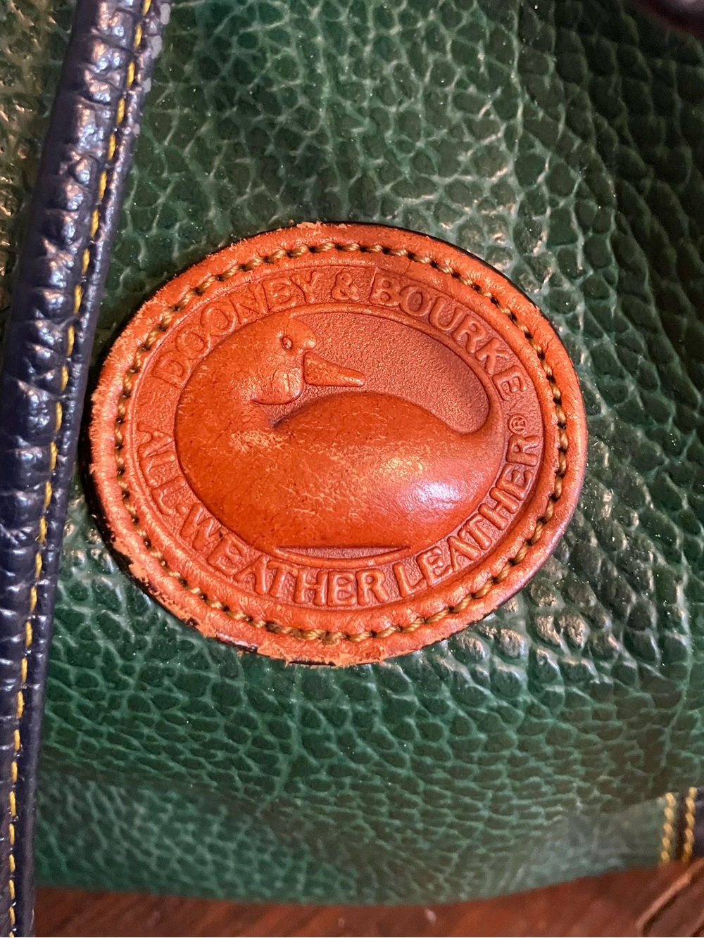 ✨Vintage✨Dooney & Bourke Colorblock All Weather Leather Drawstring Cinch Bag - Picture 5 of 11